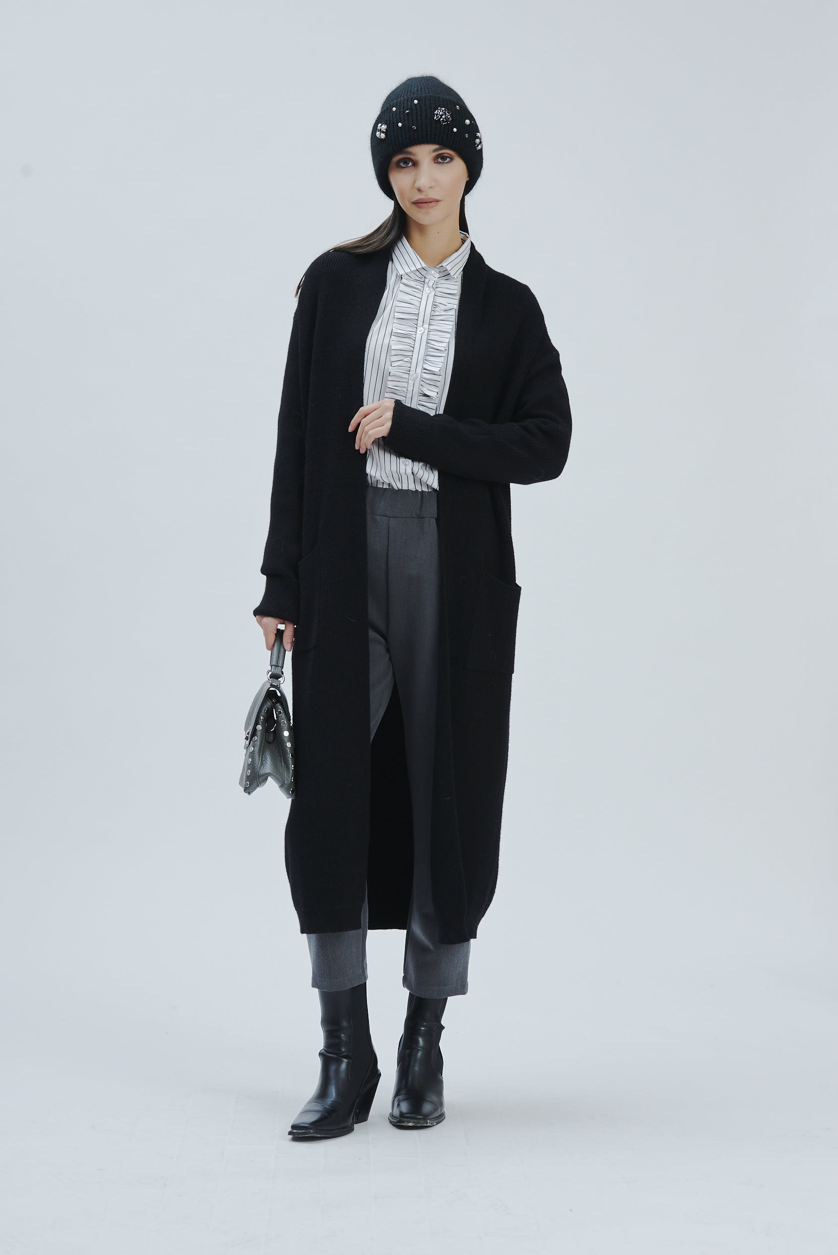 FD006-MANTEL-VISKOSE-STOFF-STICH-SCHWARZ-46 LANGE STRICKJACKE AUS VISKOSE |