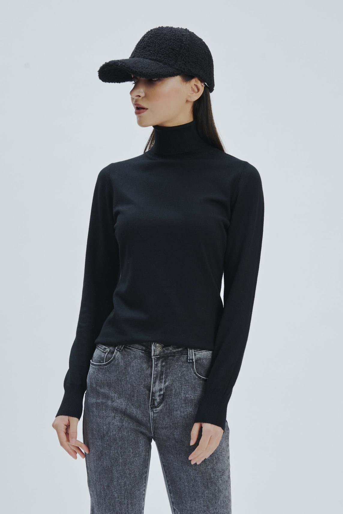 ROLLKRAGENPULLOVER AUS VISKOSE