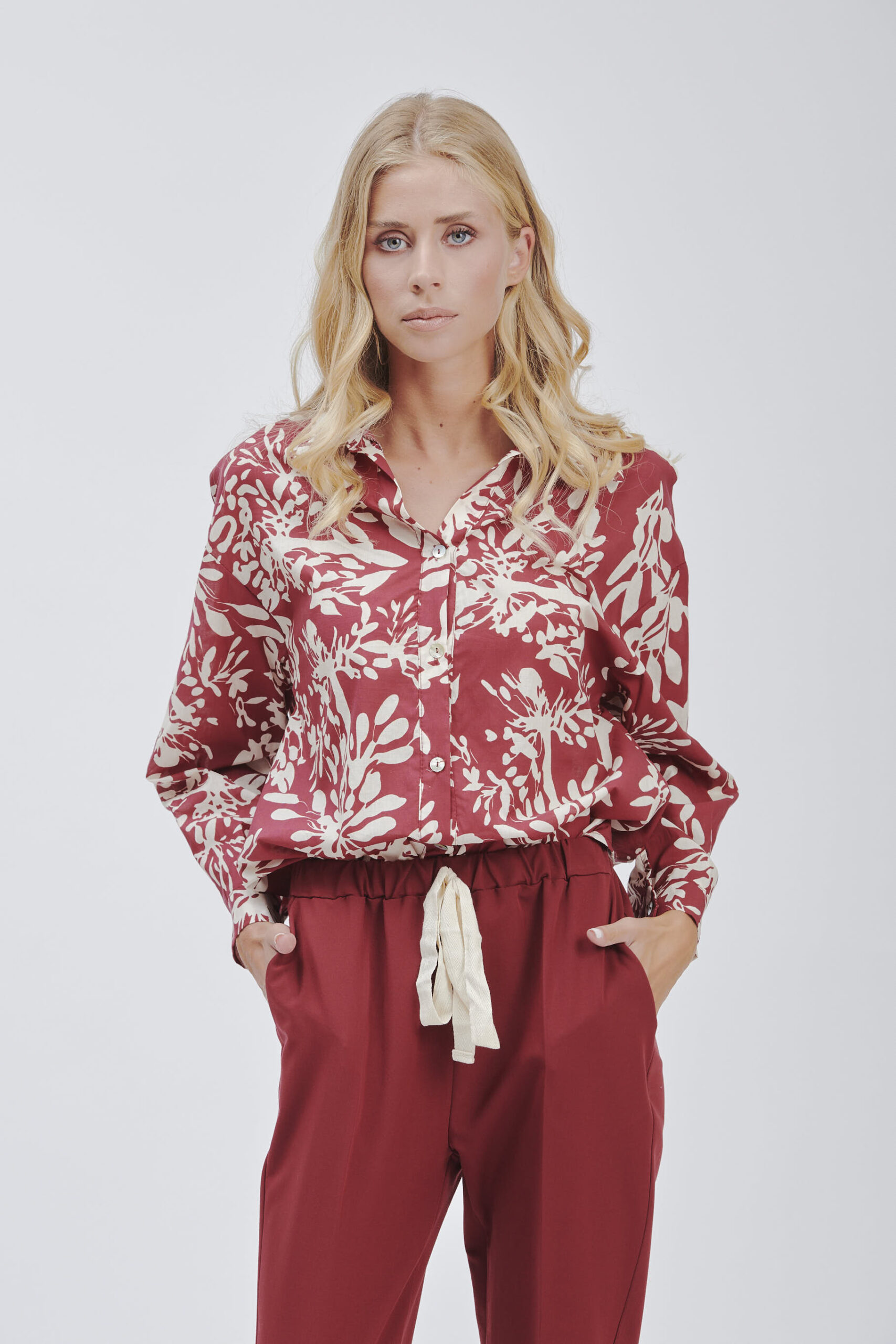 LEAF PRINT BLOUSE |