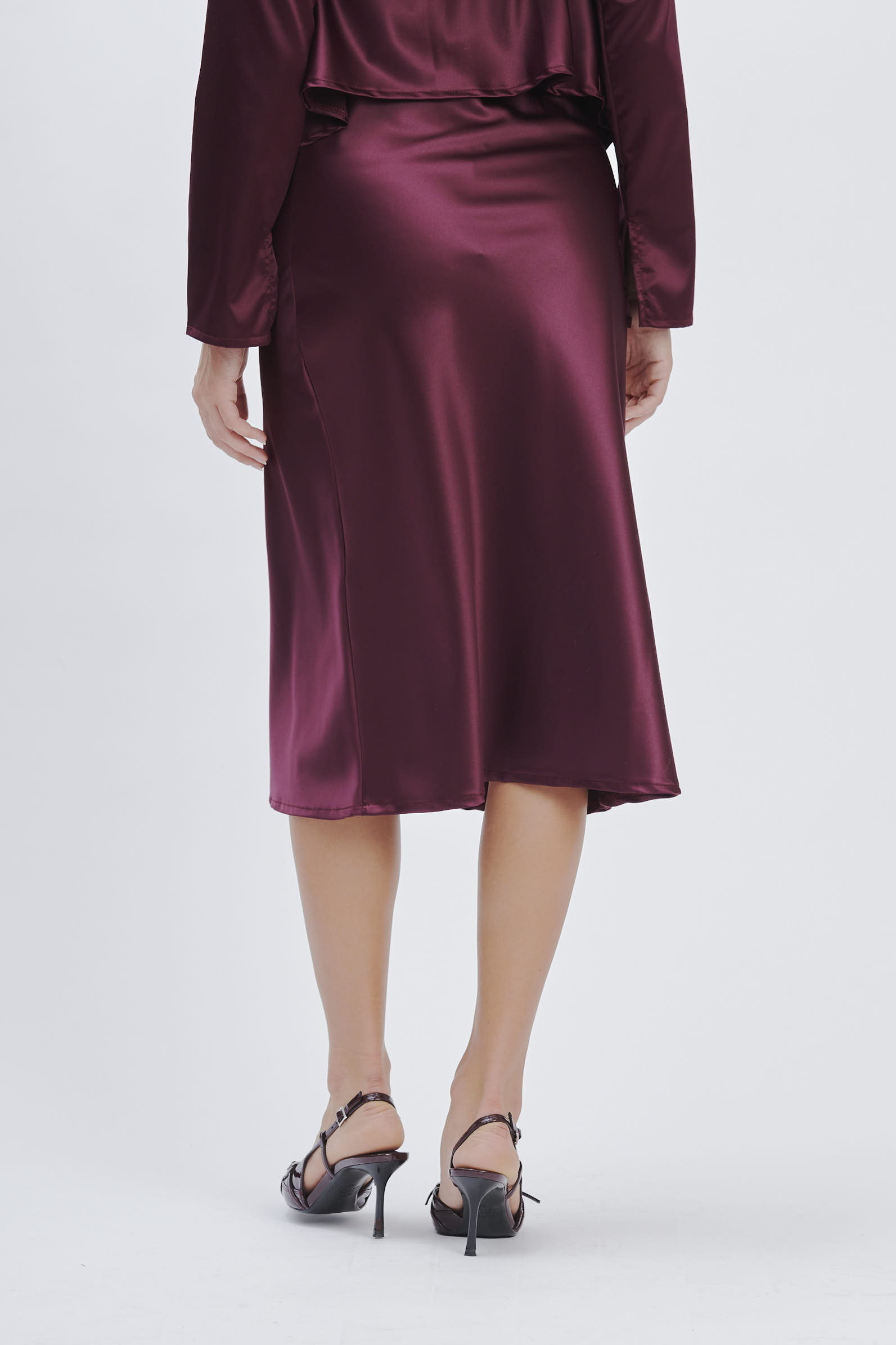 SATIN SKIRT |