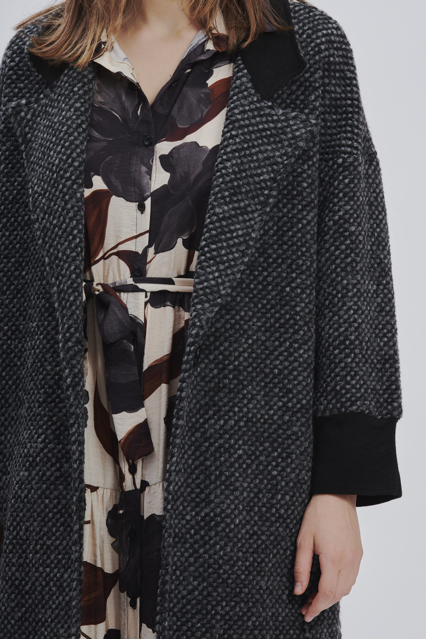 FD234-LONG-SLEEVED-COAT-CUFF-BLACK-1110 LONG COAT WITH CUFFS |