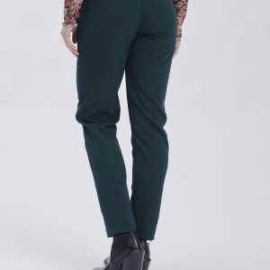 GERADE HOSE AUS CRÊPE |