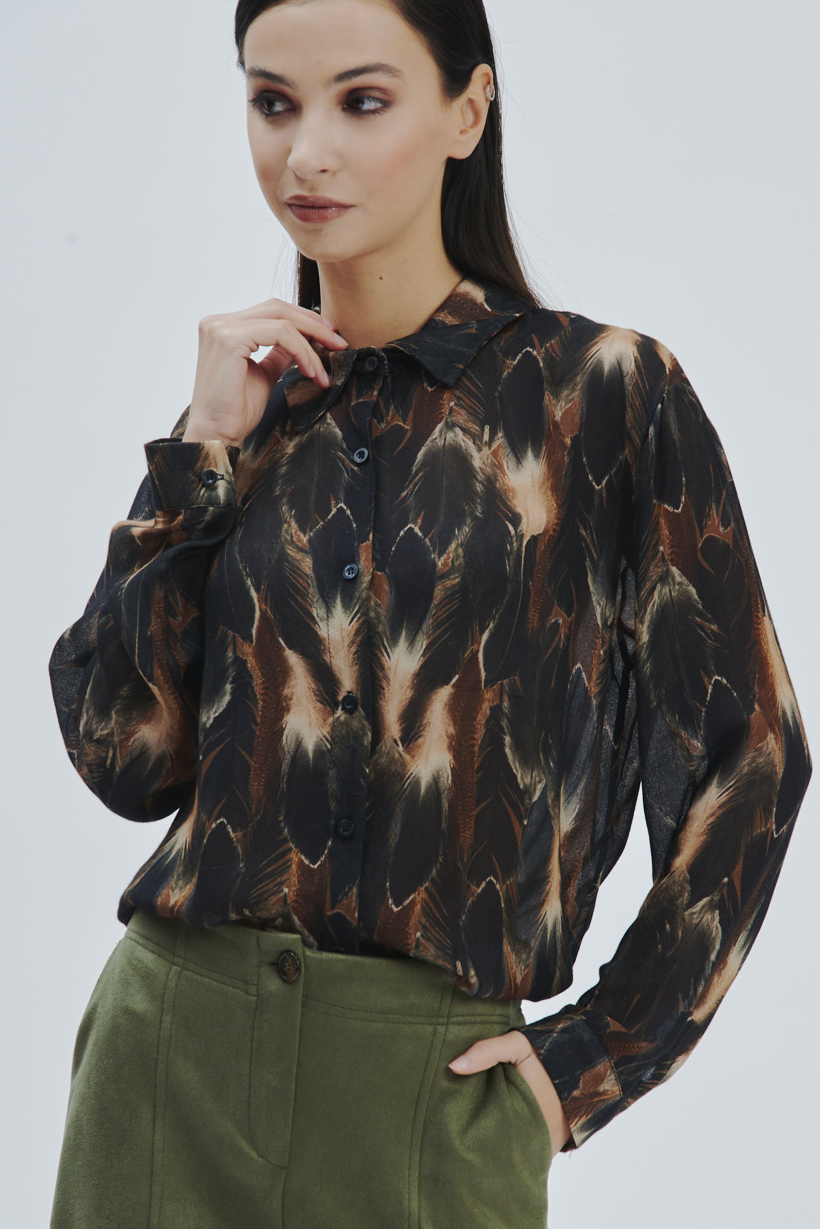 FD336-CAMICIA-LANA-VISCOSA-ST-FIORI-NERO-467 CAMICIA CON STAMPA FIORI |