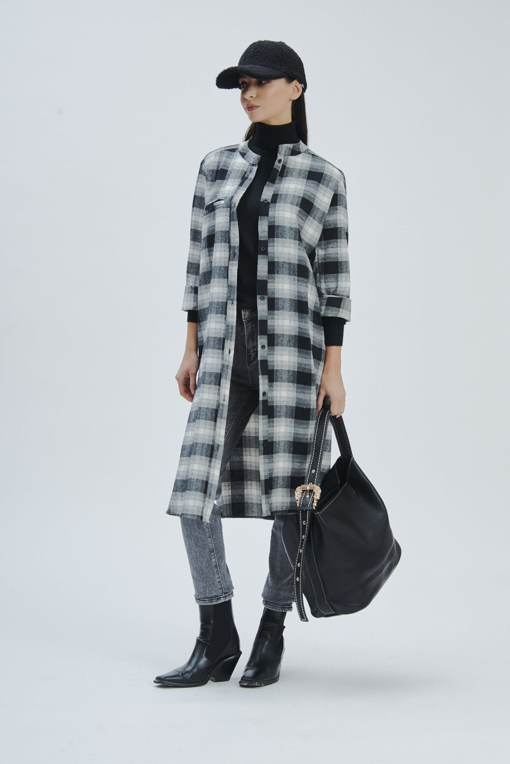 FD373-DRESS-LUMGO-CHECK-BLACK-558 LONG CHECK SHIRT DRESS |