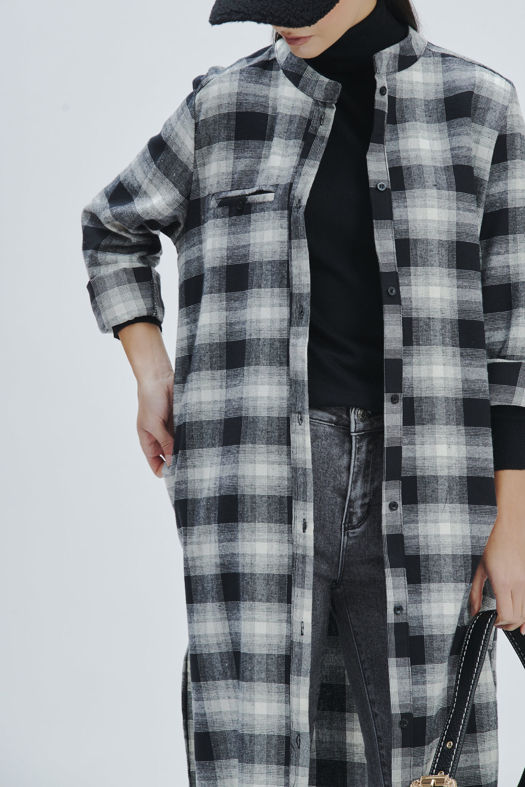 FD373-DRESS-LUMGO-CHECK-BLACK-561 LONG CHECK SHIRT DRESS |
