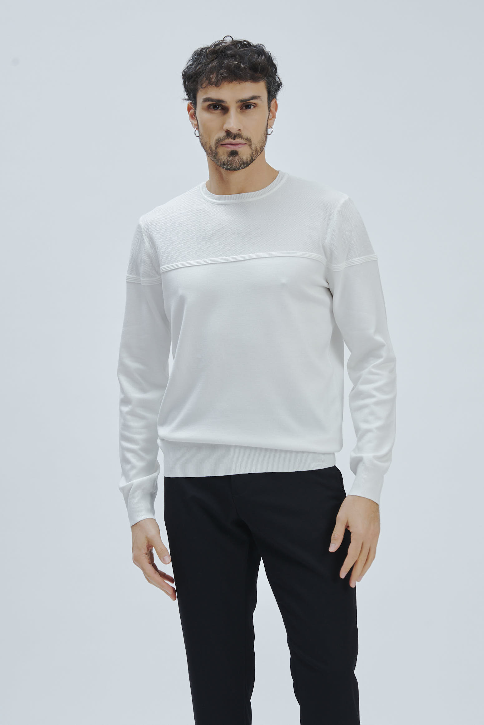 STRICK MIT VISKOSE-TEXTUR |