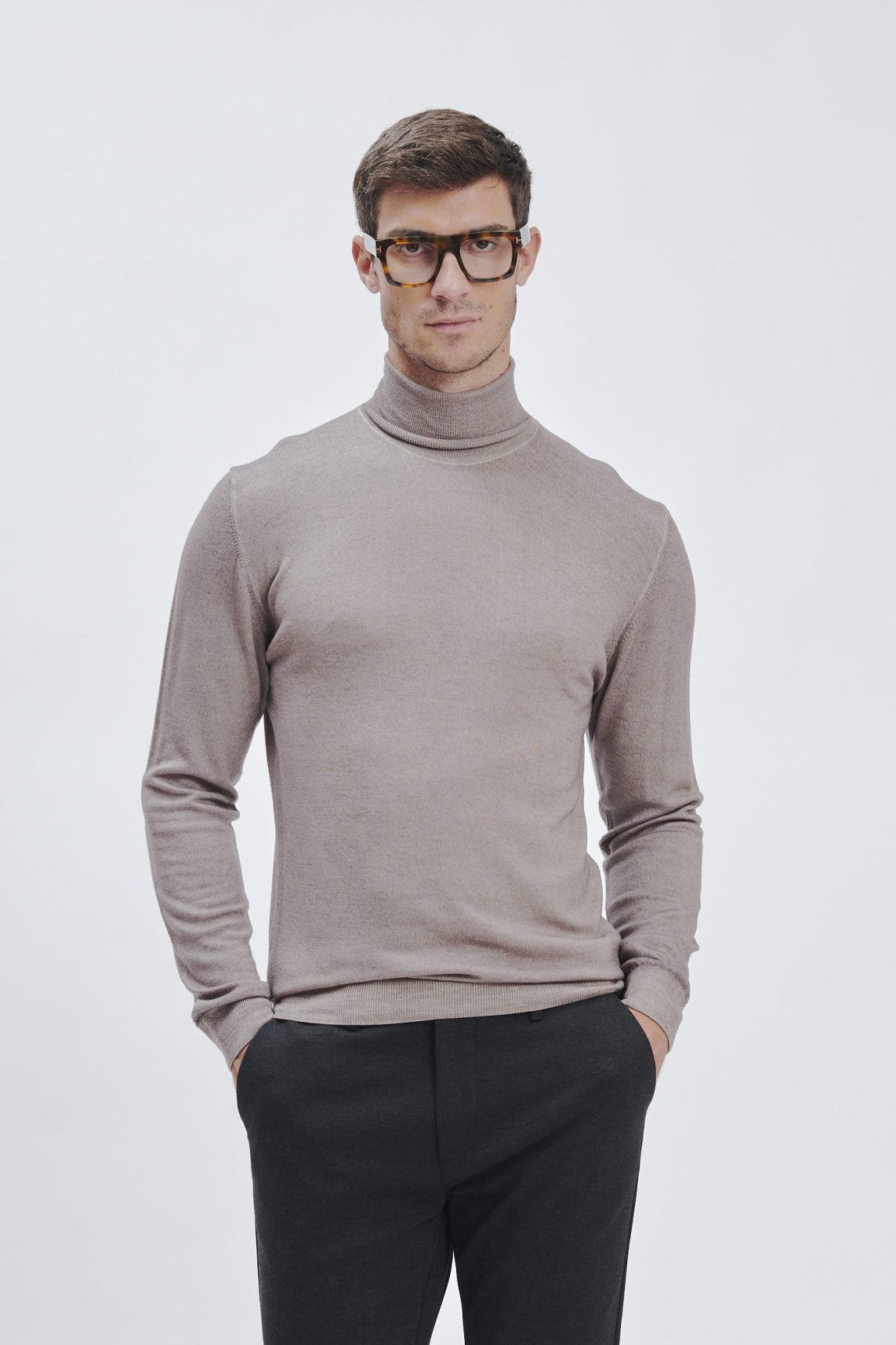 MERINO WOOL TURTLENECK