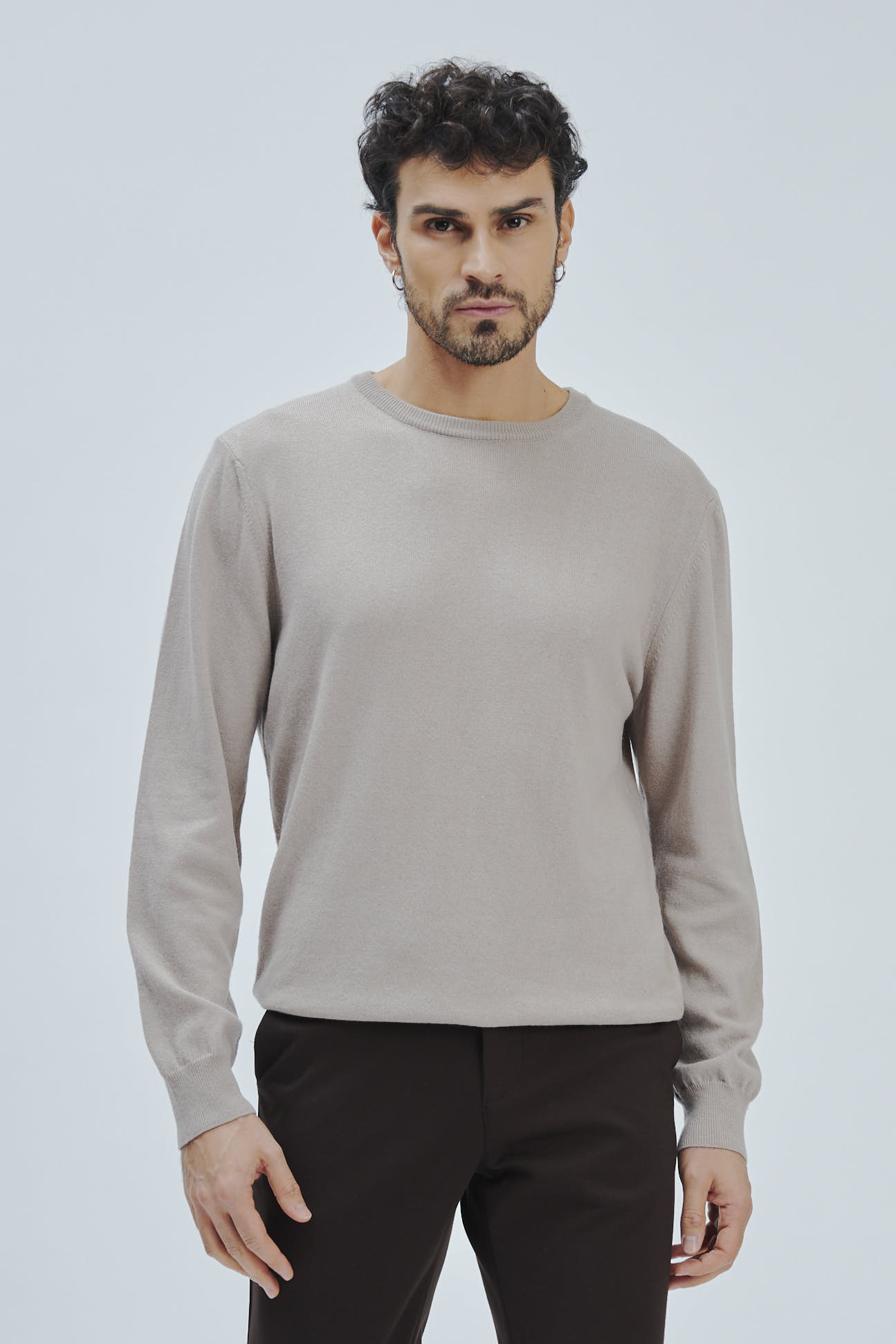 BASIC CASHMERE BLEND SWEATER |