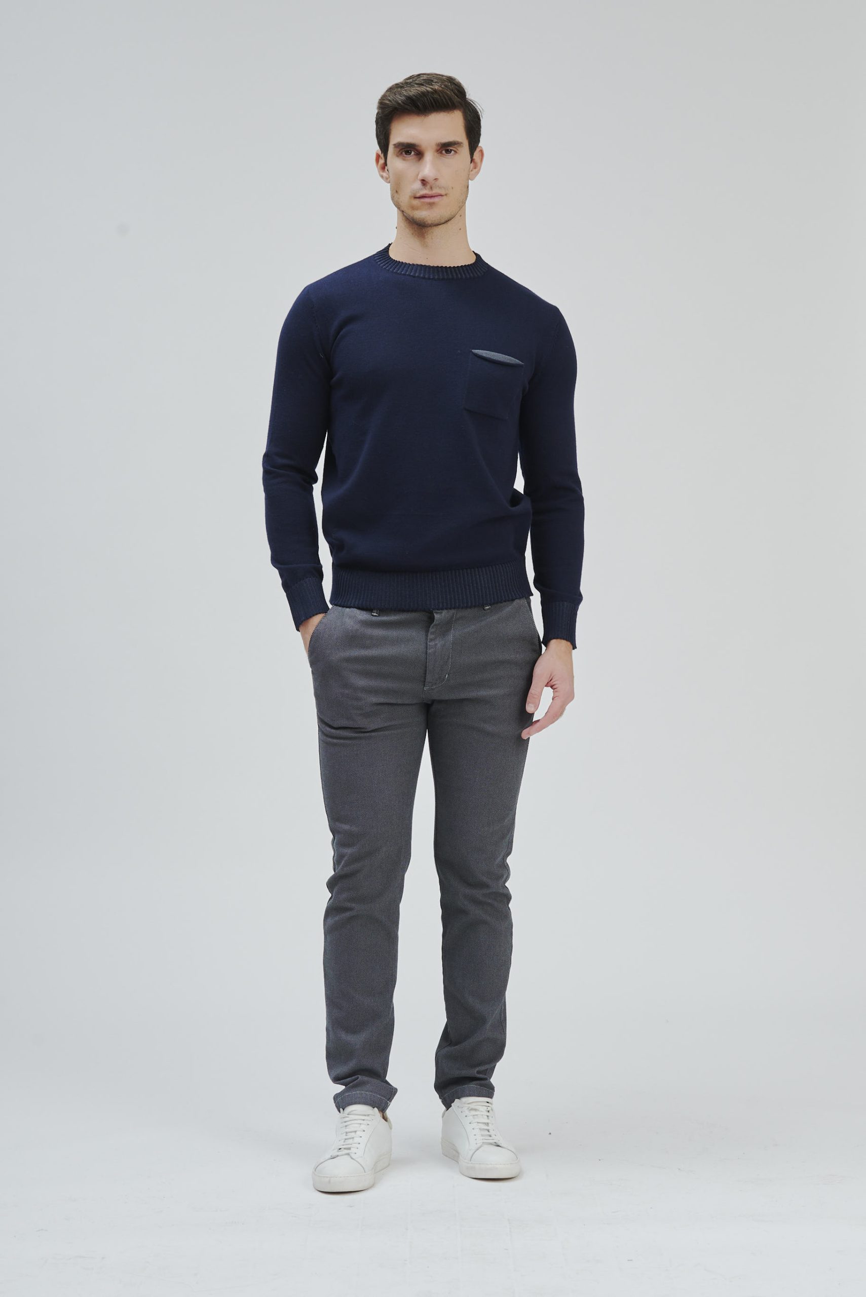 TEXTURIERTE CHINOS |