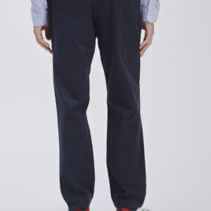 WEICHE HOSE MIT SPITZE |