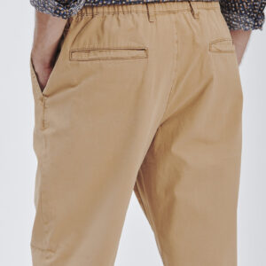 WEICHE HOSE MIT SPITZE |