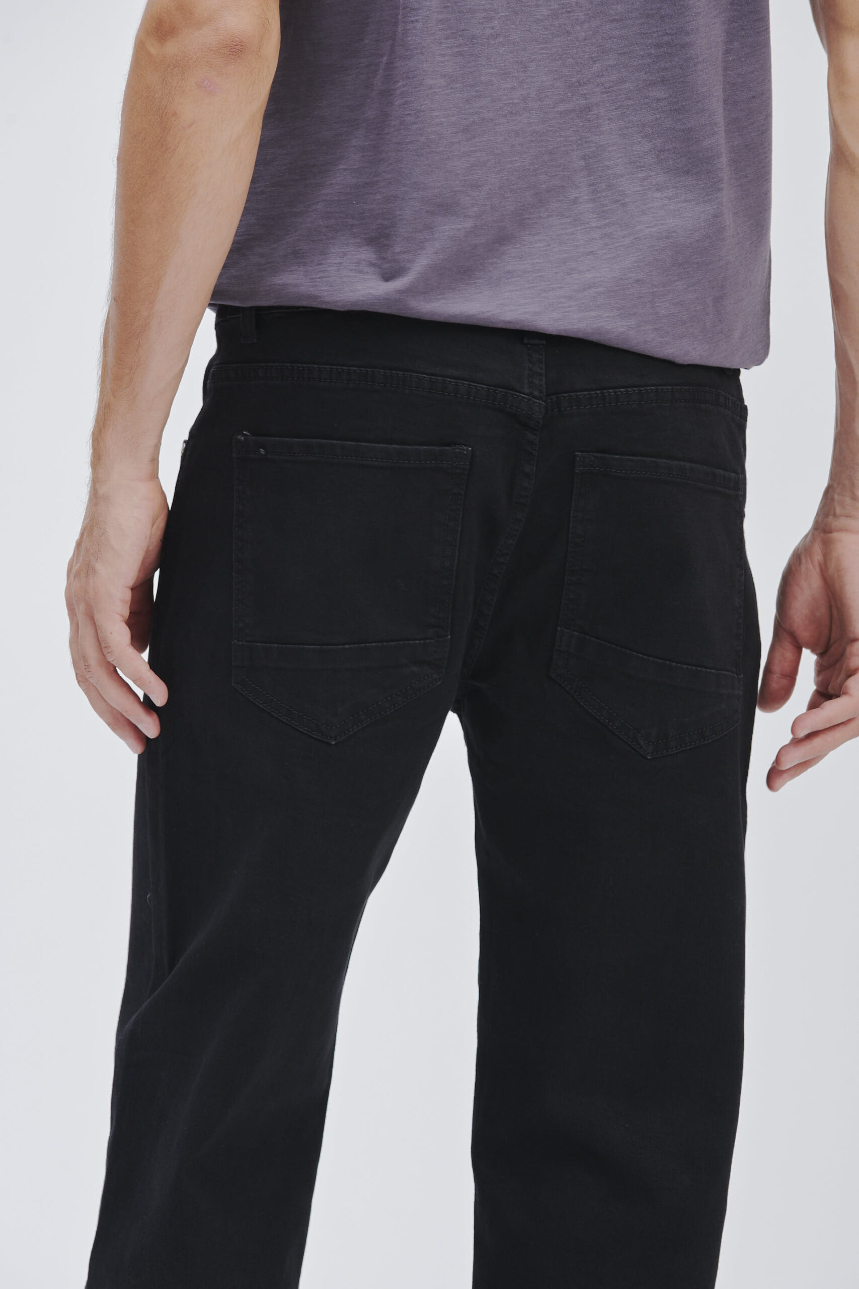 FU134-5-PKT-BEIN-GERADE-SCHWARZ-1427 STRETCH-JEANS MIT GERADEM BEIN |