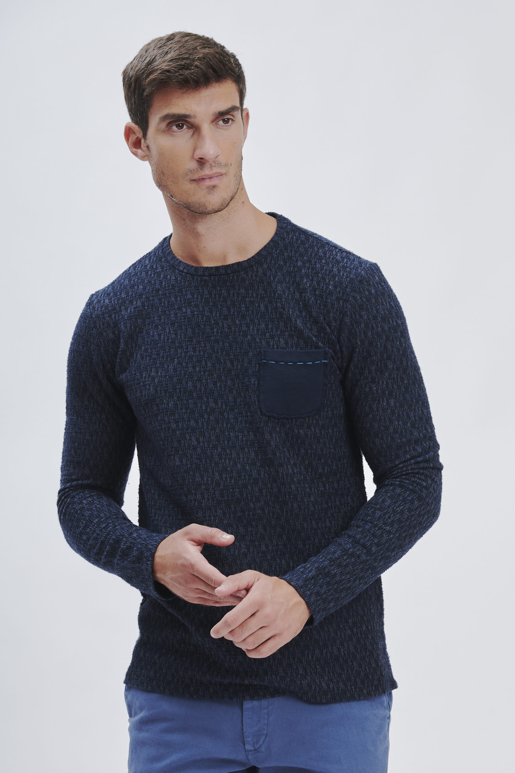 FU146_PARICOLLO-ML-CON-TASCHINO_NAVY-2078 LONG-SLEEVED CREWNECK SWEATER WITH POCKET |