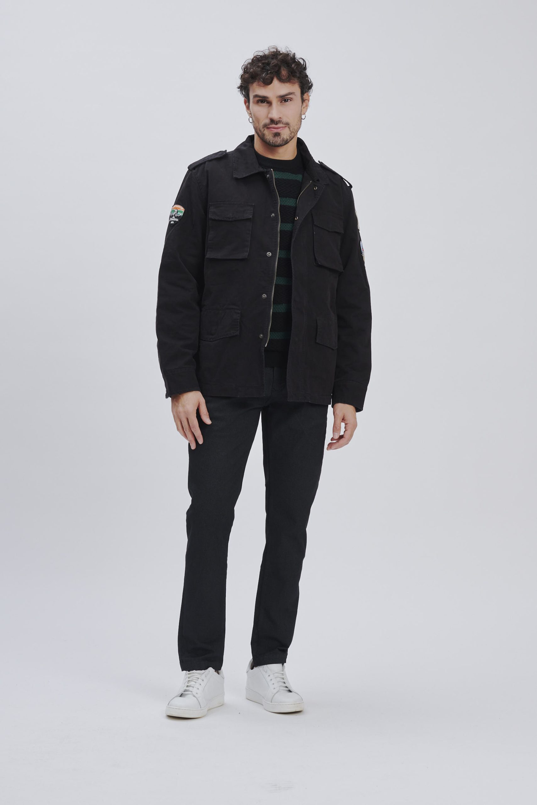 BEDRUCKTE CHINOS |