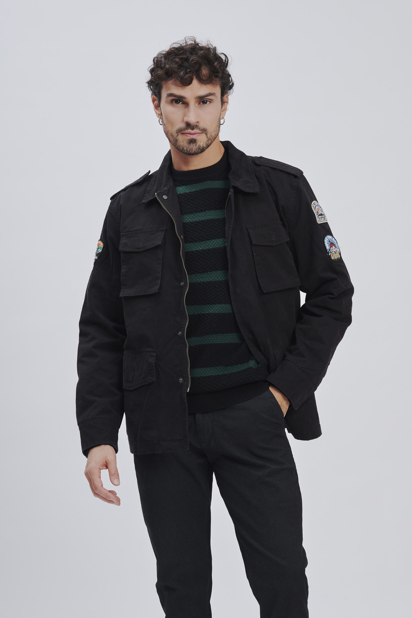 JACKET WITH PADDED POCKETS