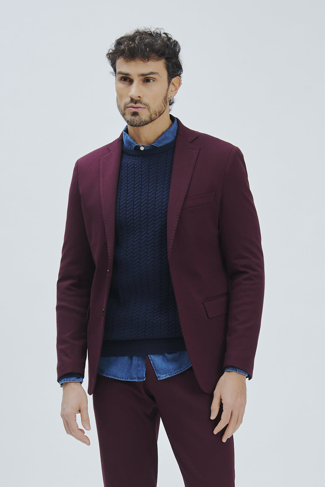 SLIM ELASTICATED TWO-BUTTON JACKET |