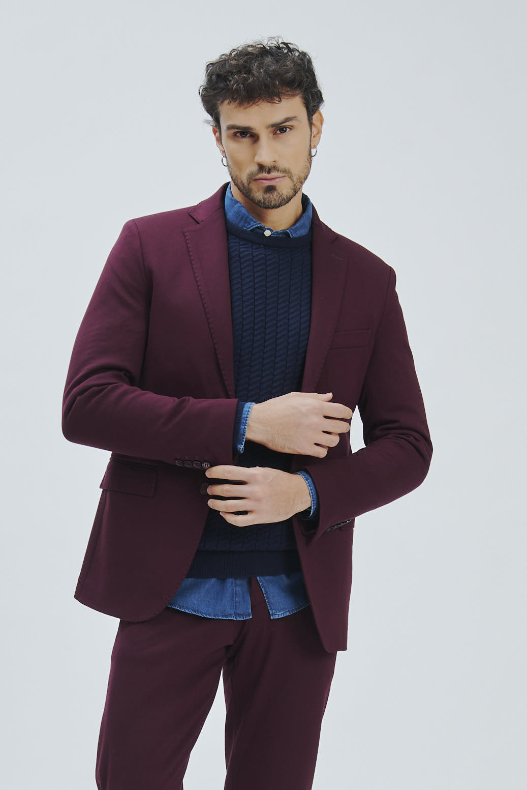 SLIM ELASTICATED TWO-BUTTON JACKET |