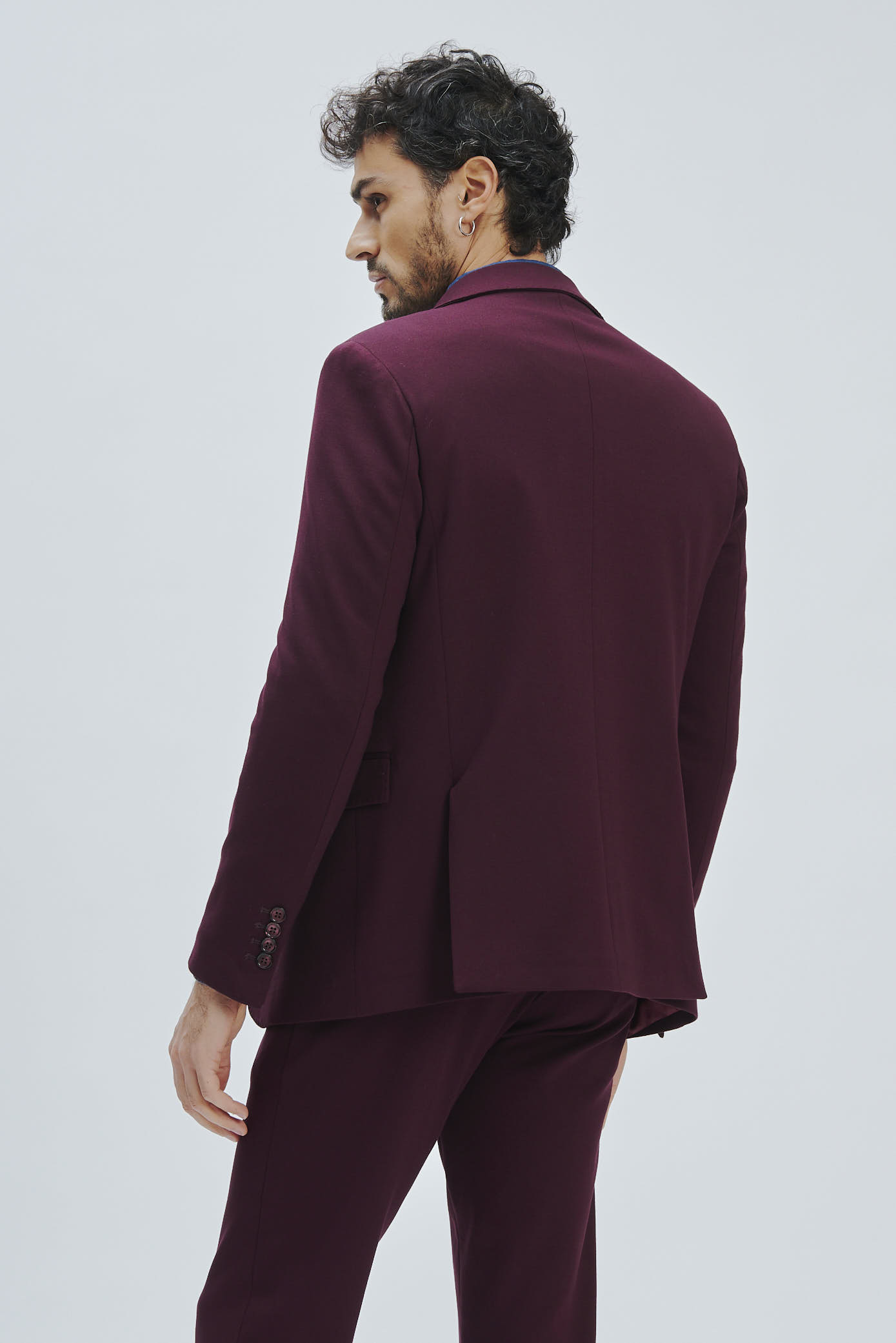 SLIM ELASTICATED TWO-BUTTON JACKET |