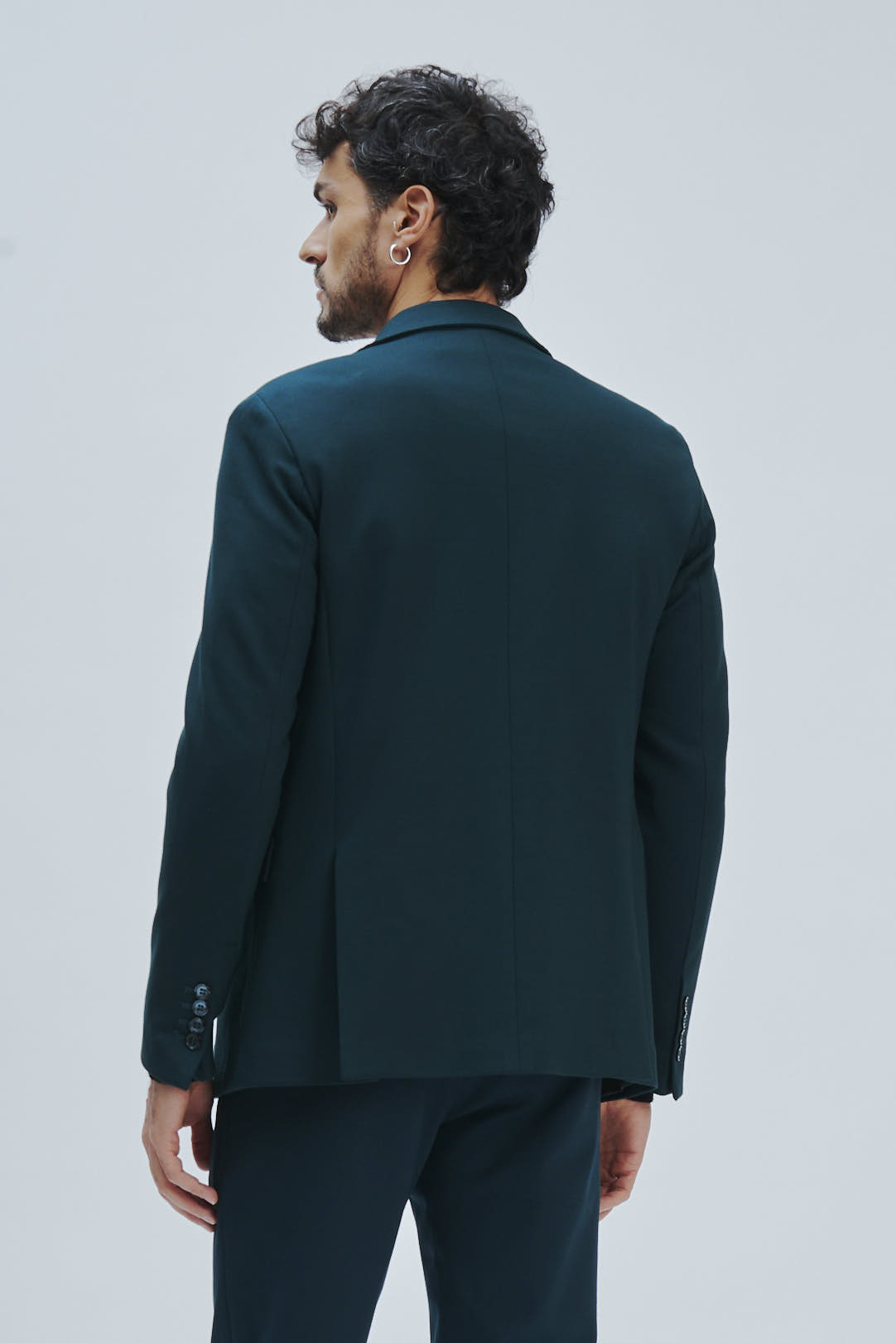 SLIM ELASTICATED TWO-BUTTON JACKET |