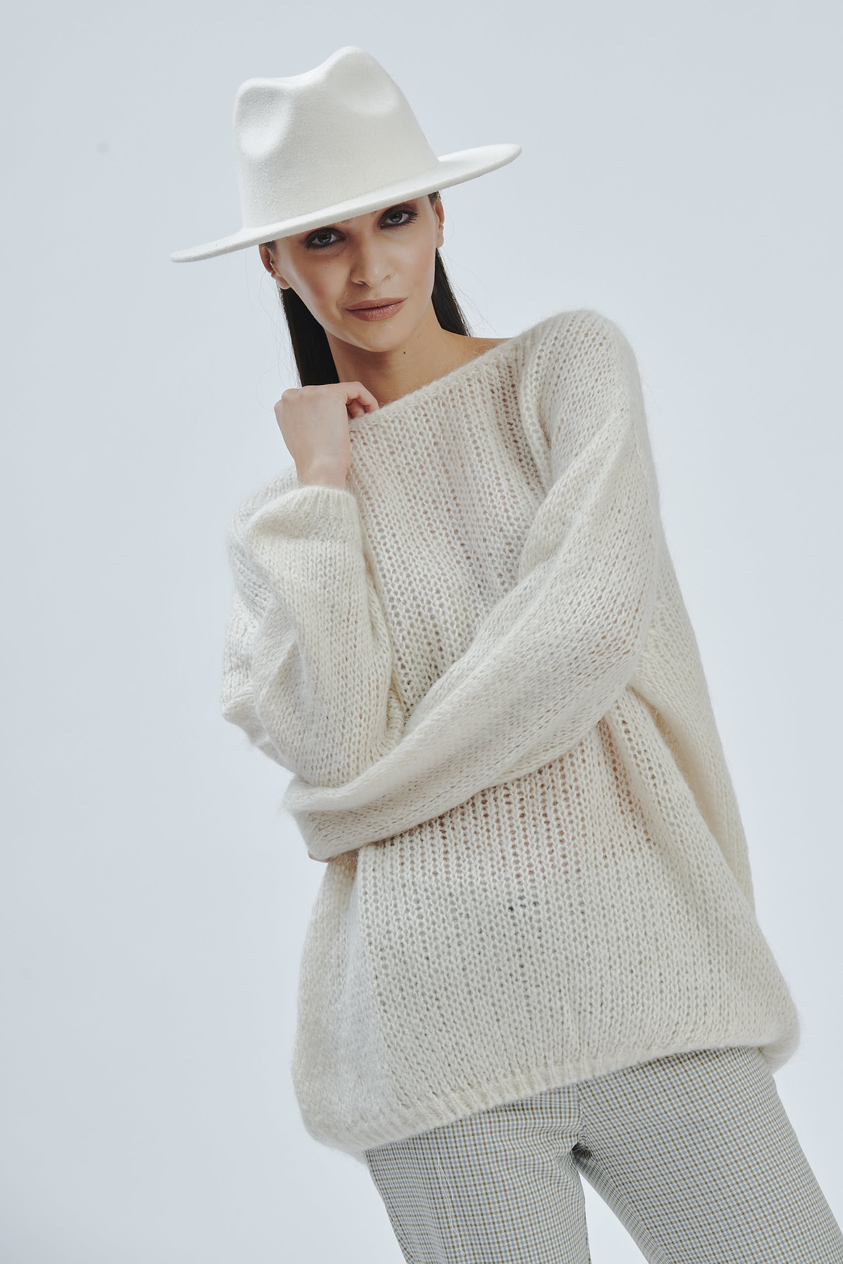FD001-PULLOVER ÜBER WOLLE-MOHAIR OVERSIZE-PULLOVER AUS MOHAIR |