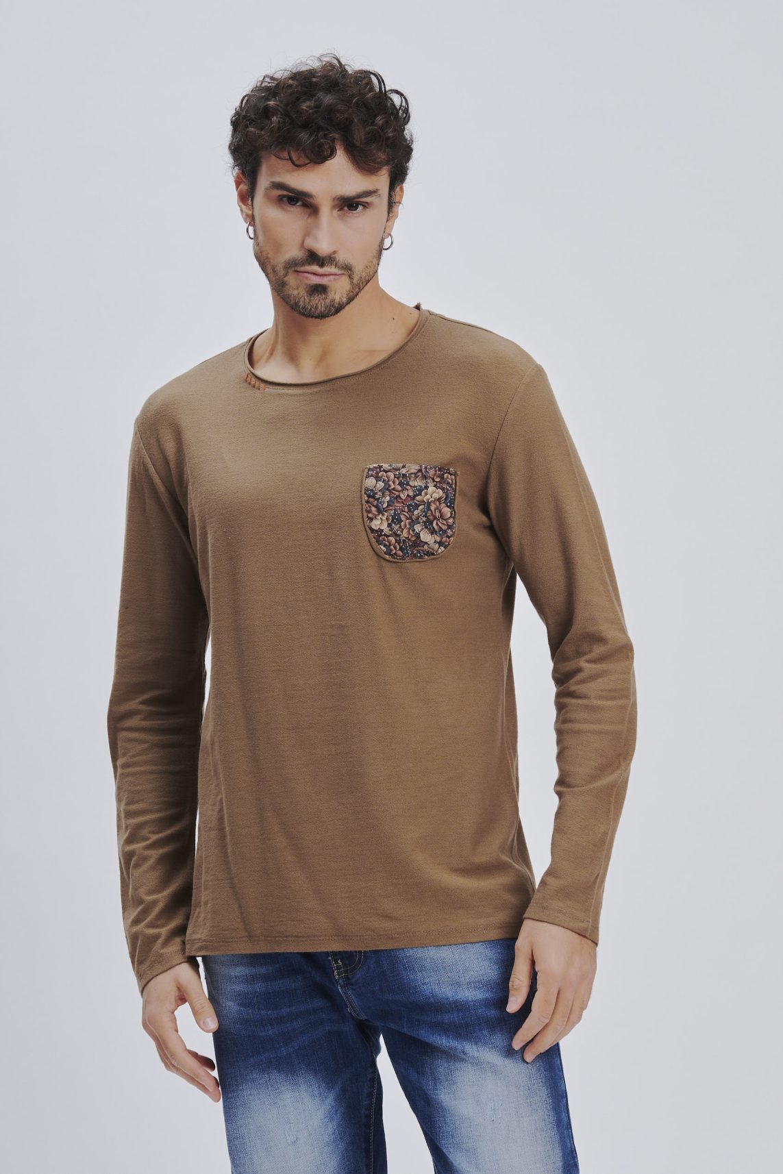 LONG-SLEEVED SHIRT WITH POCKET PRINT