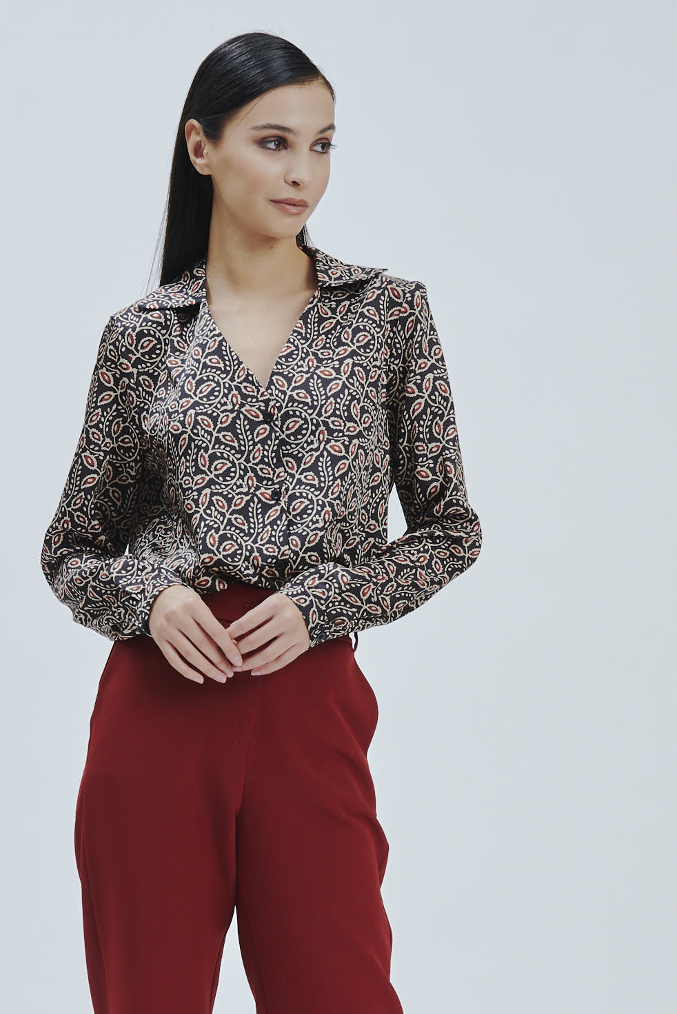 ETHNIC PRINT BLOUSE |