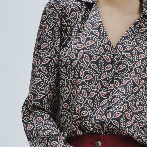 ETHNIC PRINT BLOUSE |