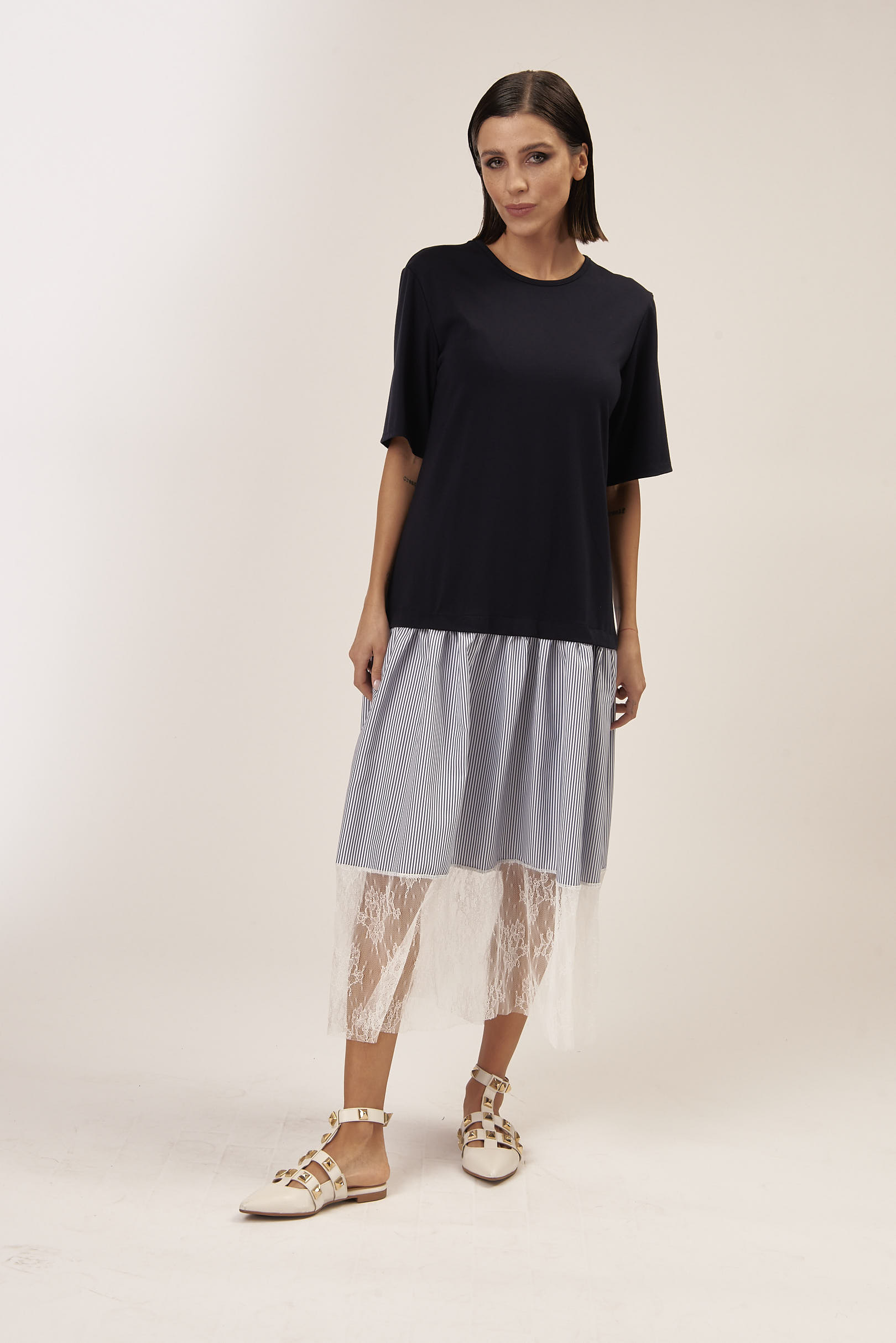 LONG DRESS WITH LACE AND STRIPES