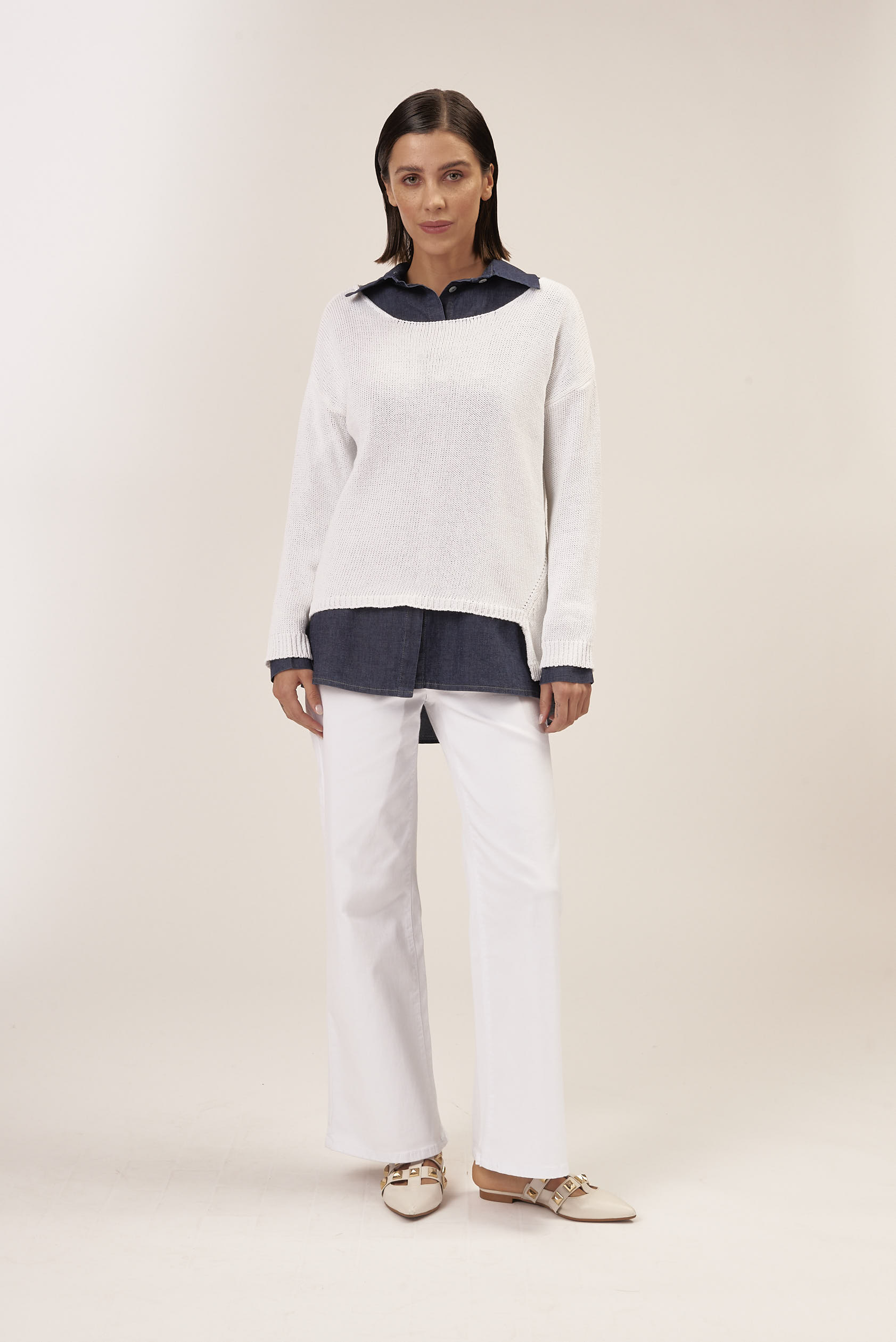 SOLID COLOR SMILE SWEATER