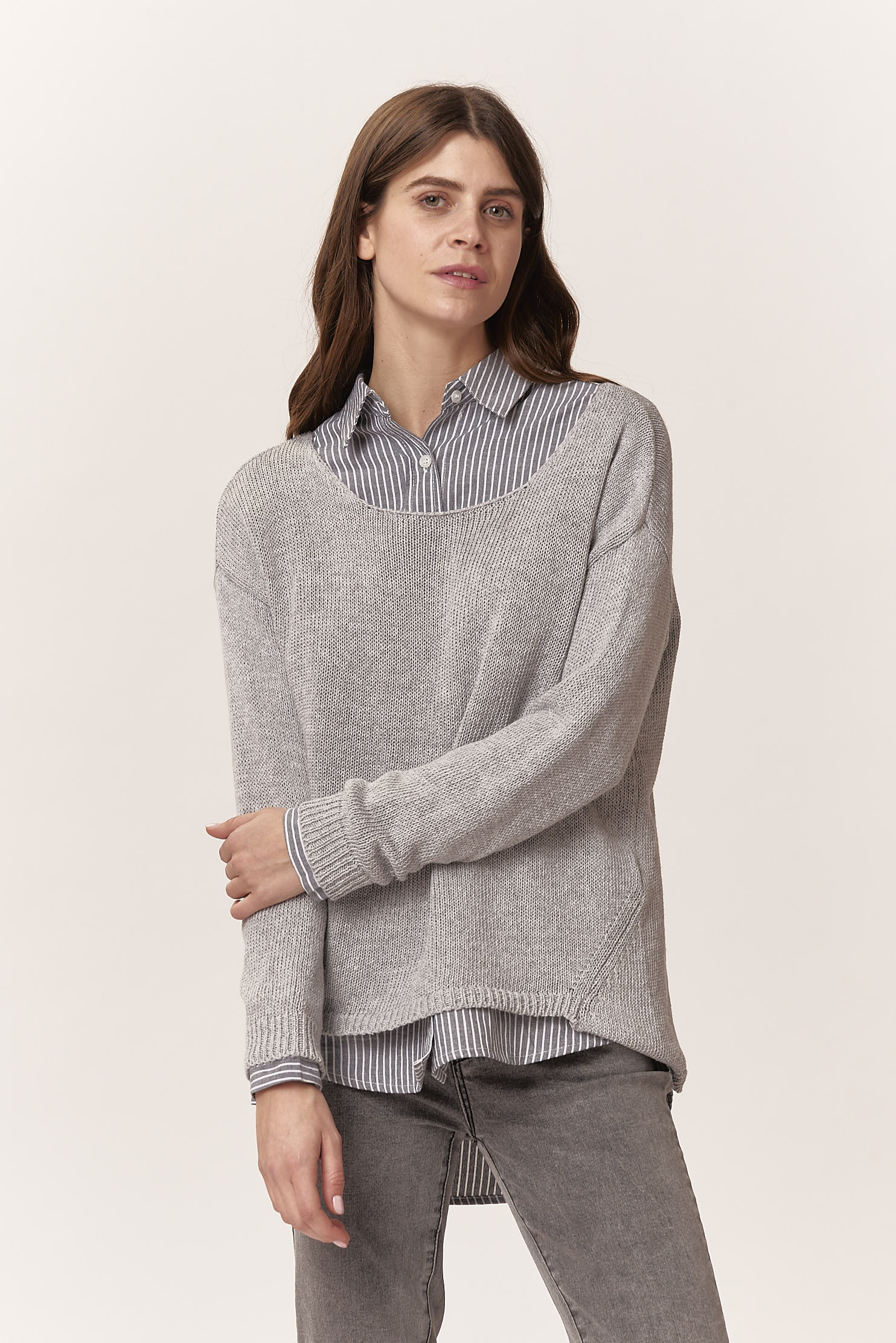 GD048-MAGLIA-SORRISO-TINTA-UNITA-GRIGIO-C-MEL.-974 SOLID COLOR SMILE SWEATER |