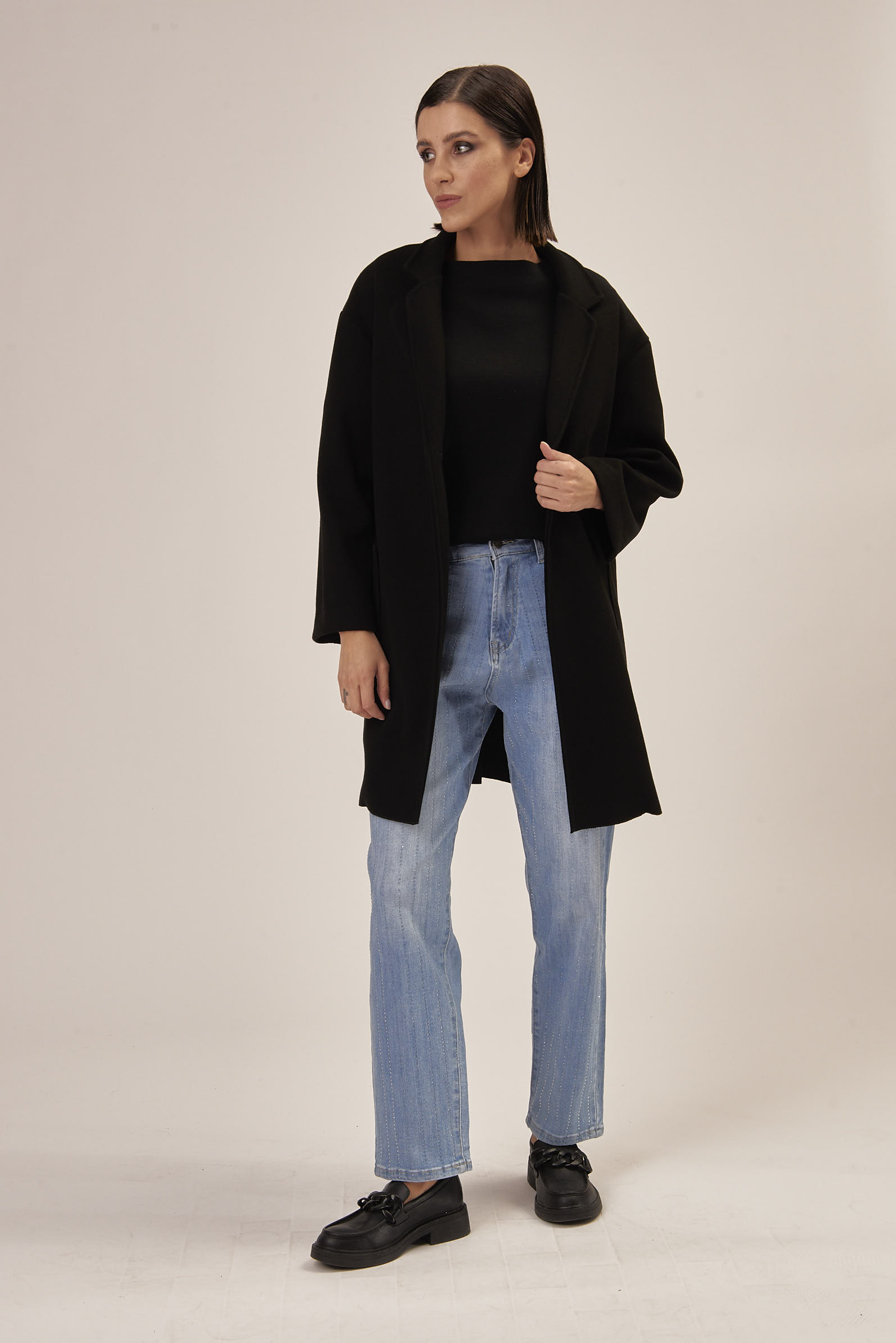 Outfits for Valentine's Day: ideas for a look that wins the heart | Magazine