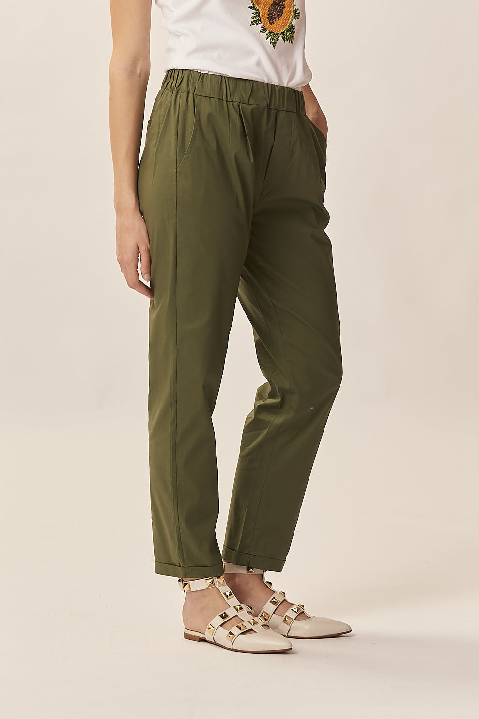TROUSERS WITH ELASTIC AND PLEATS IN LIGHT POPLIN |