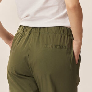 TROUSERS WITH ELASTIC AND PLEATS IN LIGHT POPLIN |