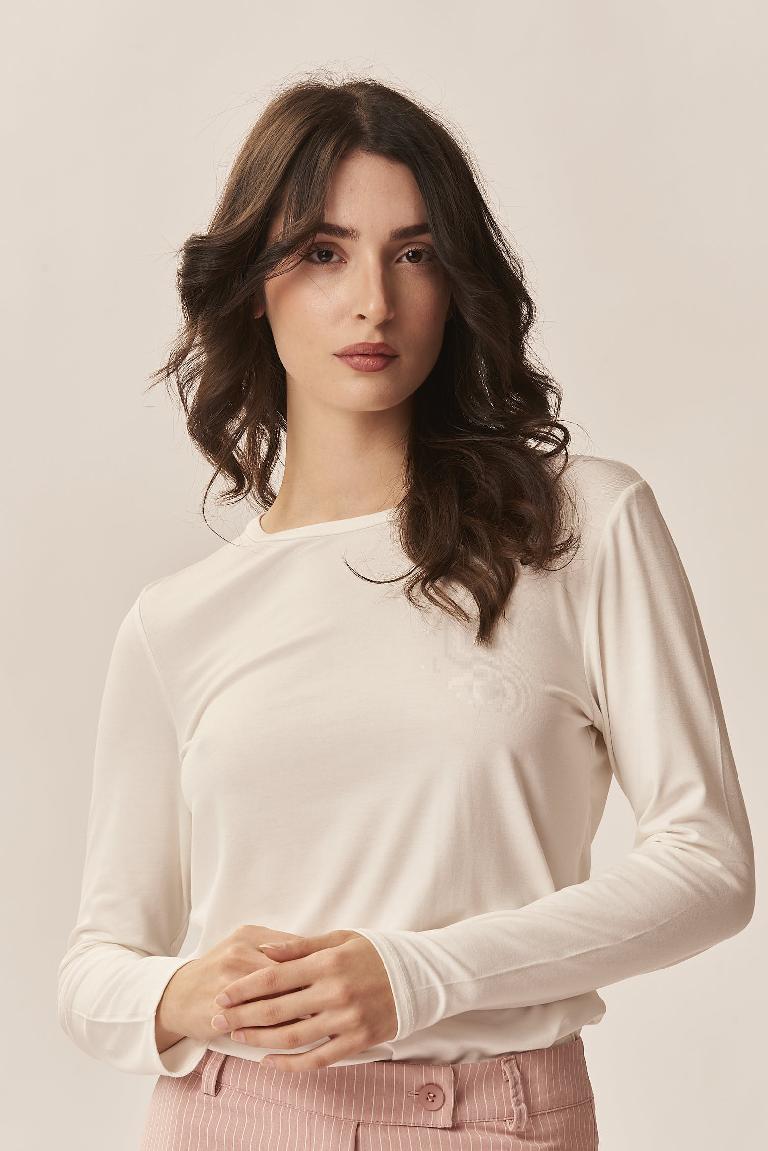 LONG-SLEEVED VISCOSE T-SHIRT |