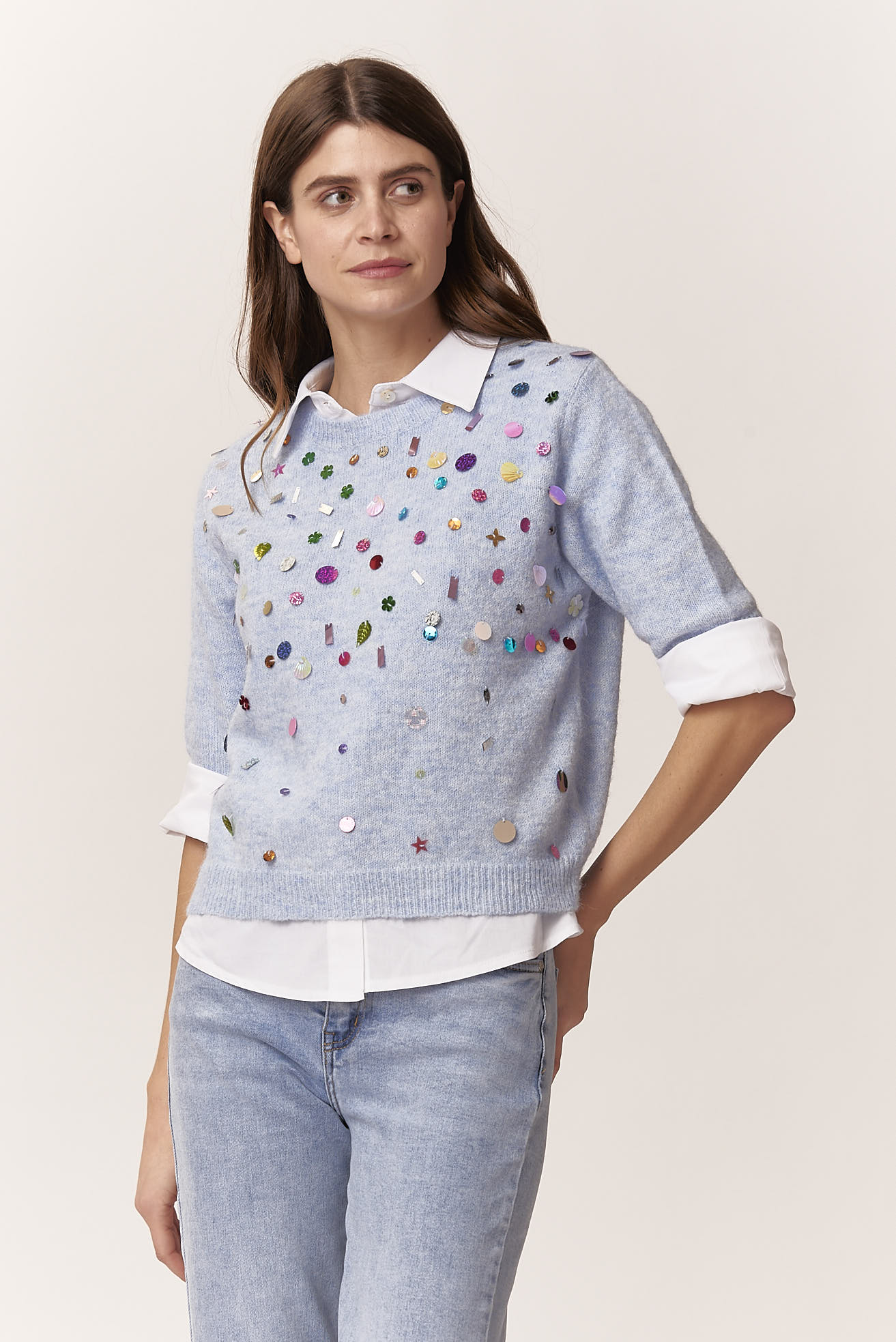 HALF-SLEEVED SWEATER WITH SEQUINS
