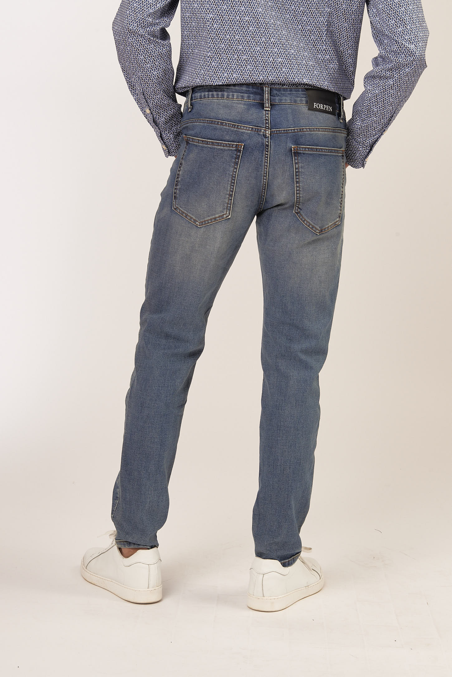GU003-5PKT-LONG-JEANS-M-87-10 SLIM FIT DENIM MITTLERE WASCHUNG |