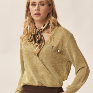 LUREX PULLOVER MIT BROSCHE |