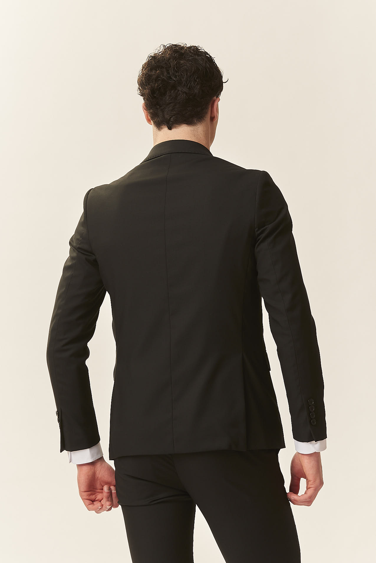 ELEGANT JACKET |