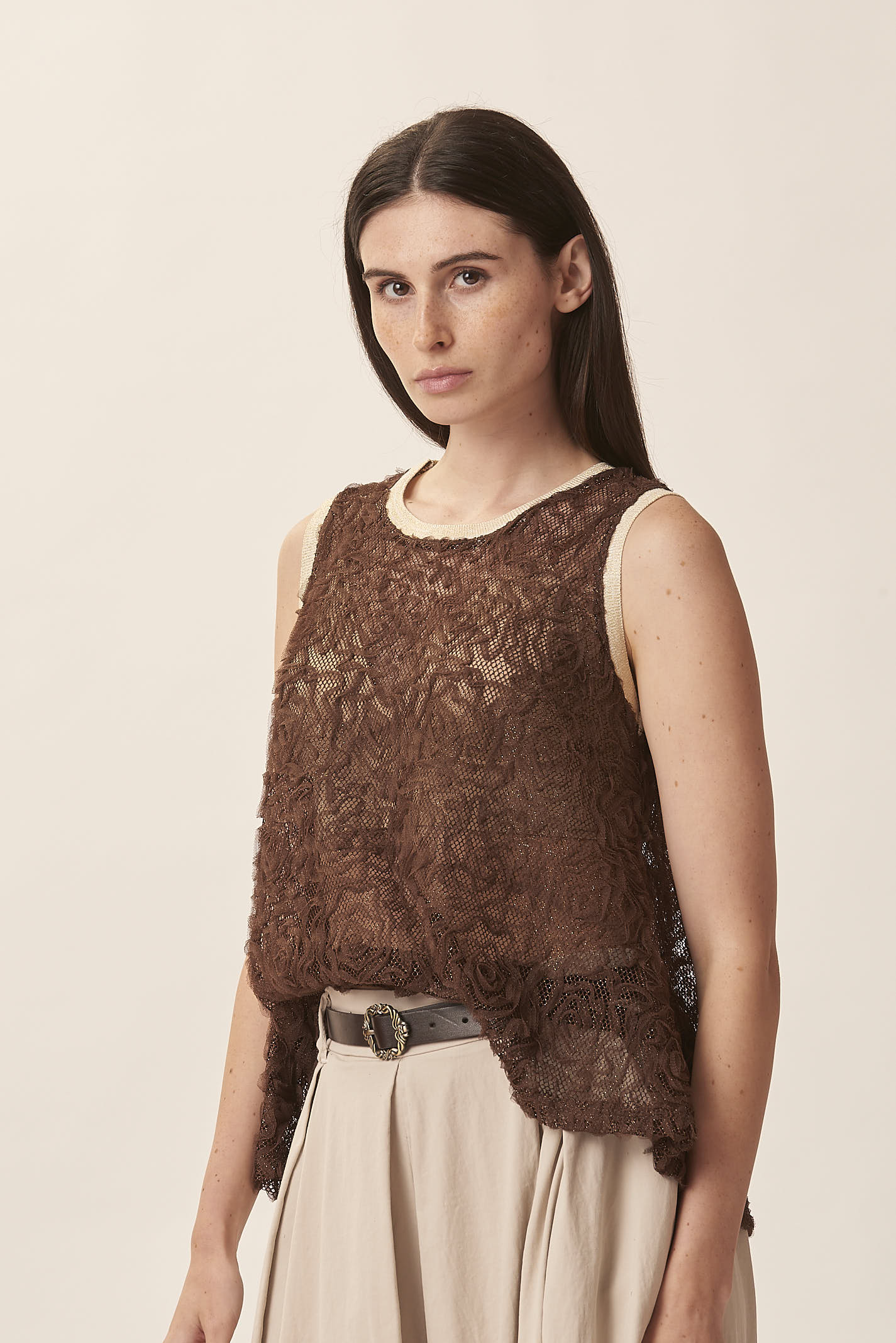 EMBROIDERED SLEEVELESS TOP