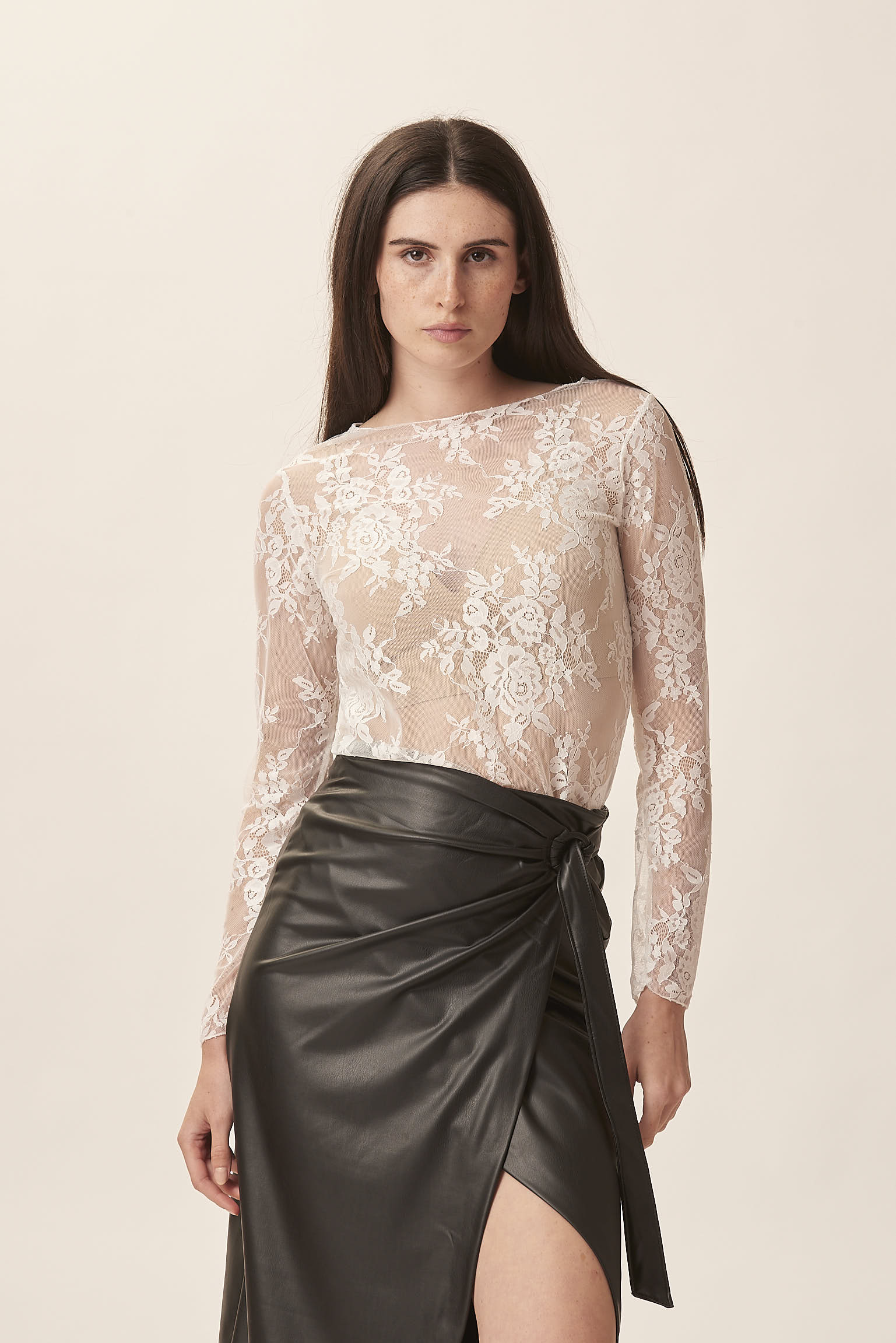 LACE BLOUSE