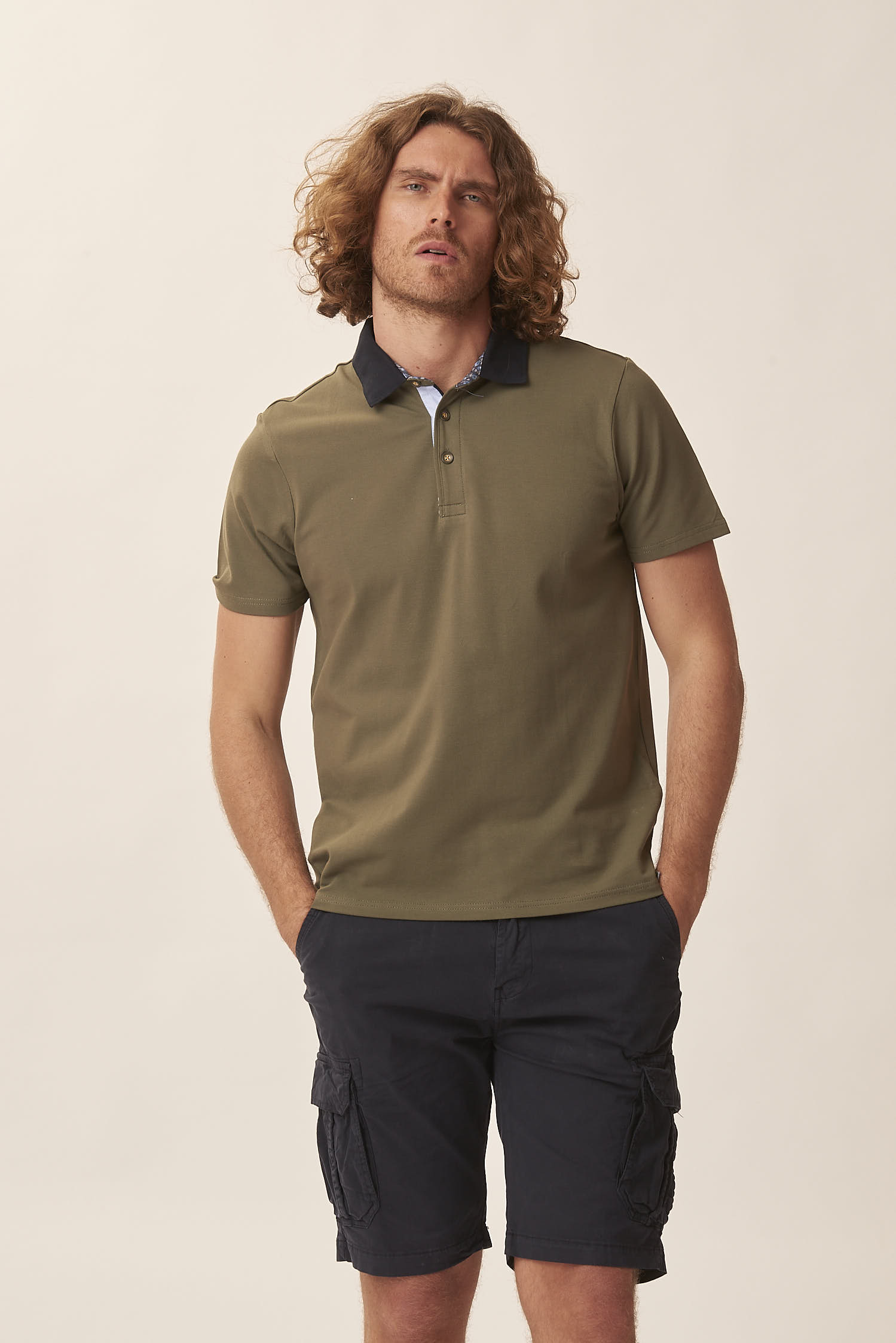 SOLID COLOR POLO SHIRT |