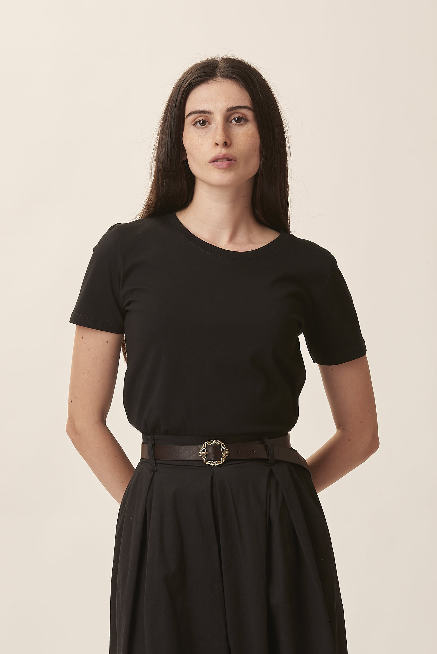 BASIC COTTON T-SHIRT