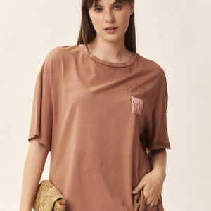 GD399T-SHIRT-OVER-MM-OUT-OF-OFFICECACAO-798 T-SHIRT OVER OUT OF OFFICE |