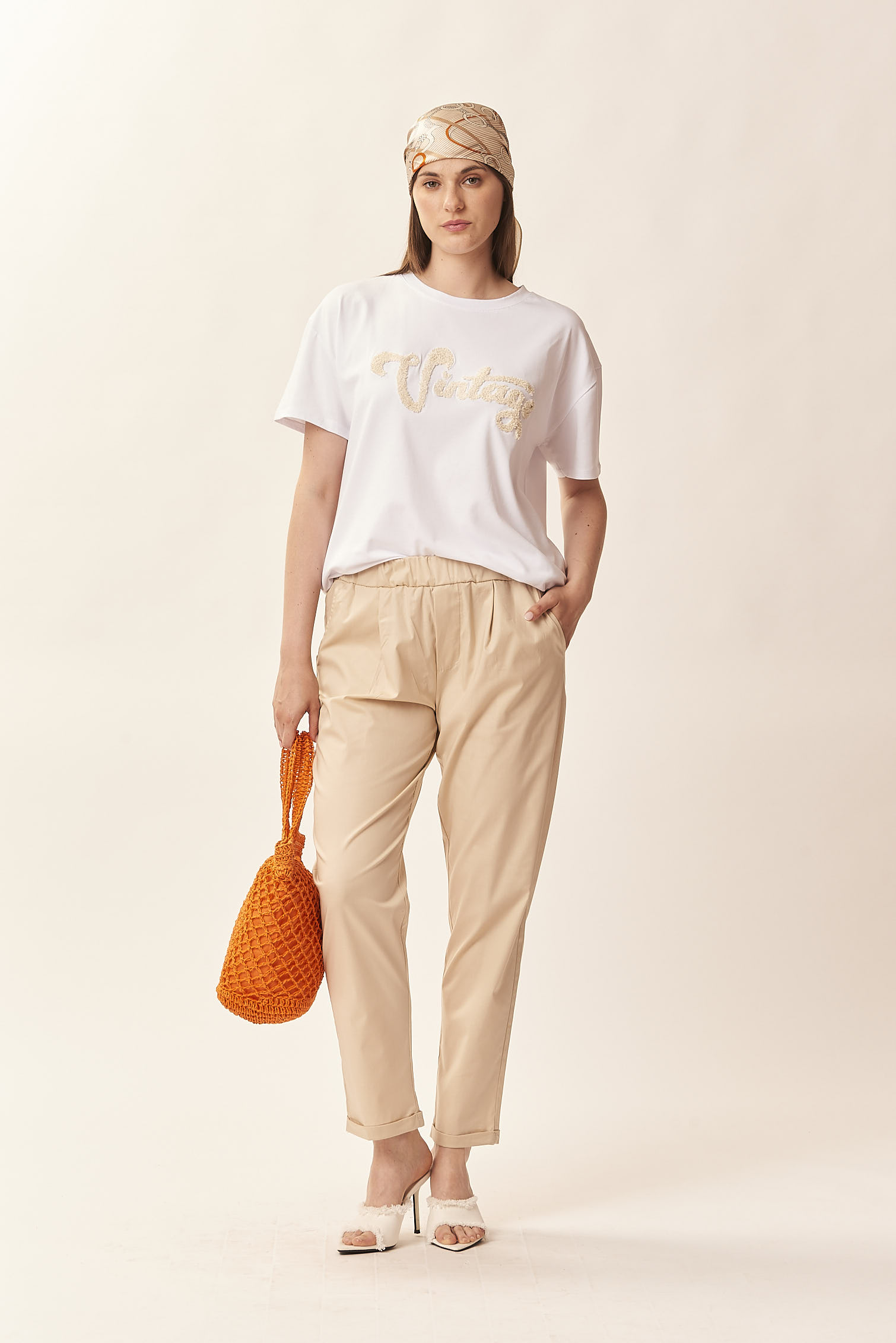 TROUSERS WITH ELASTIC AND PLEATS IN LIGHT POPLIN