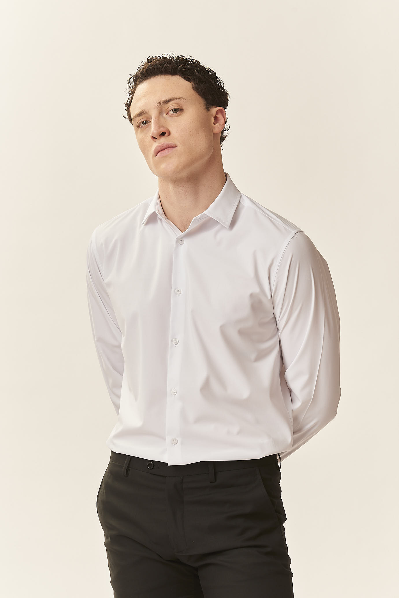 GU146-CAMICIA-SLIM-FIT-FIBRA-DI-BAMBOO-BIANCO-795 SLIM FIT SHIRT |