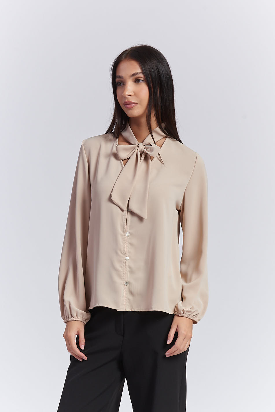 FLUID SHIRT WITH BOW