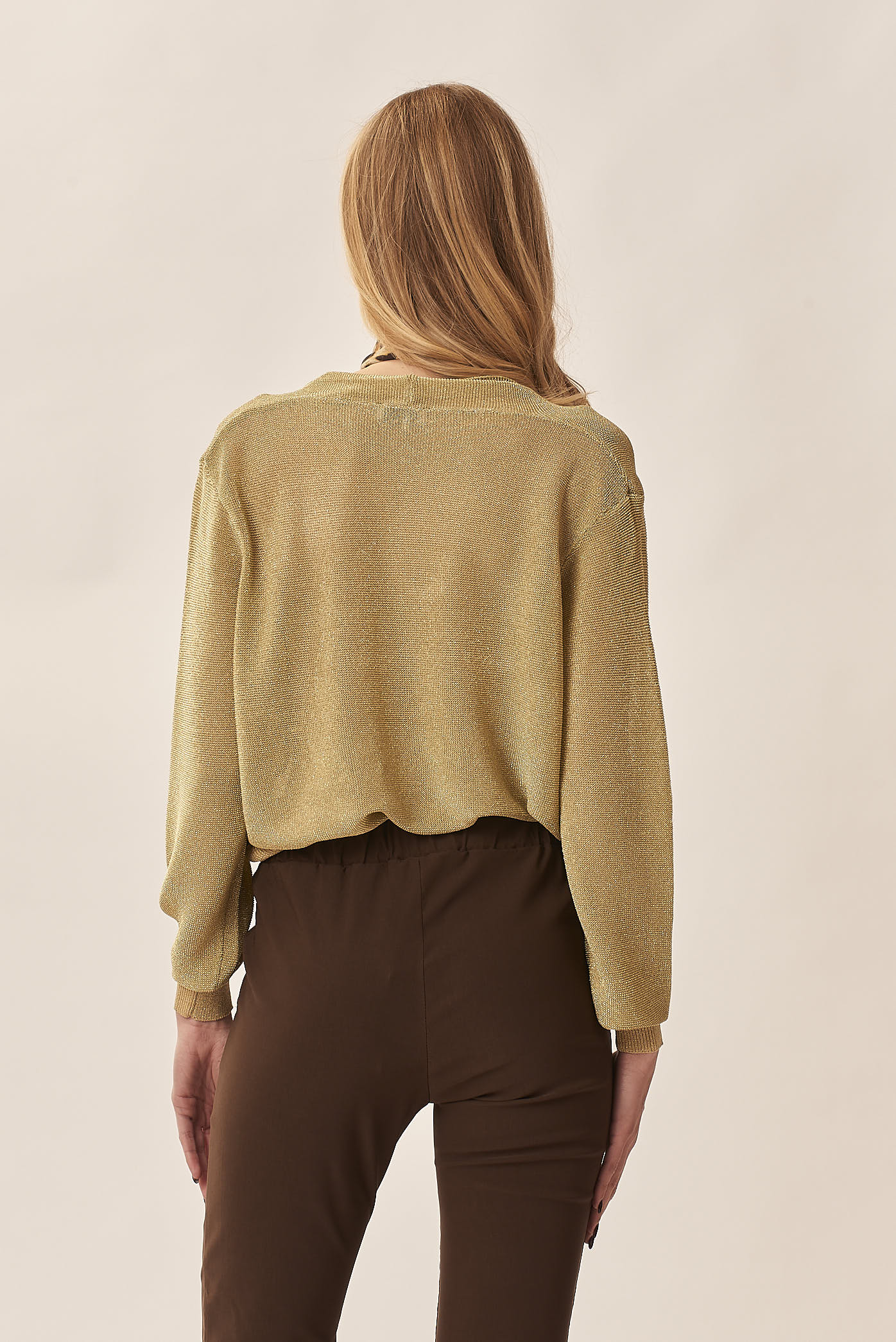 LUREX PULLOVER MIT BROSCHE |