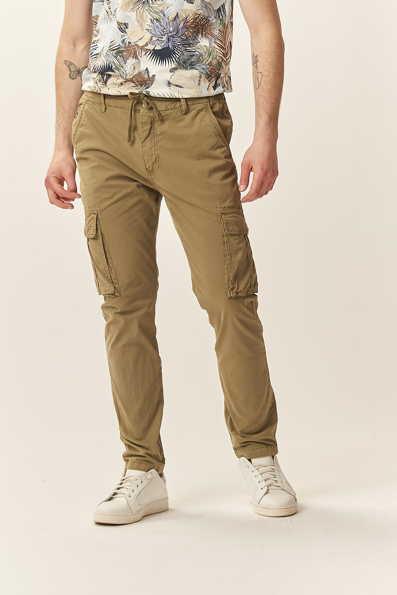 GU161-PANTALONE-CARGO-GABARDINA-KAKI-1073 COTTON CARGO PANTS |