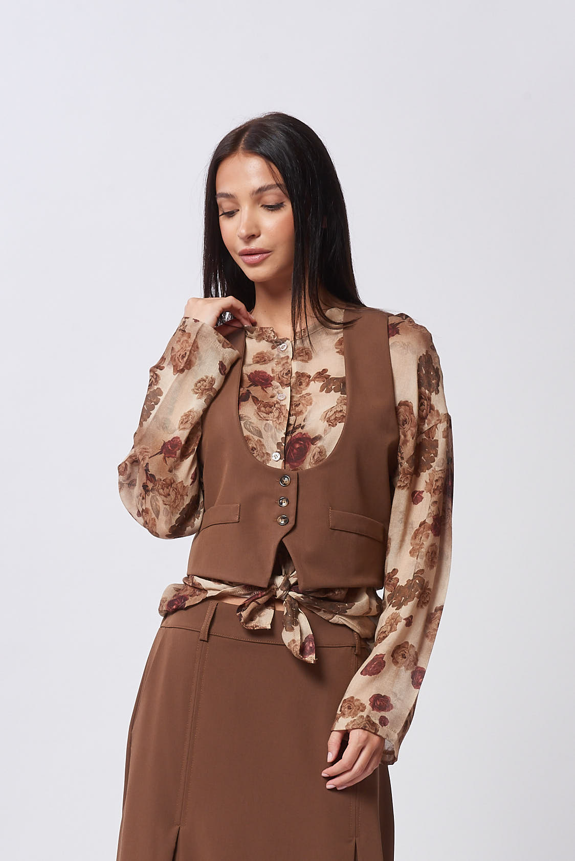 VEST WITH BUTTONS
