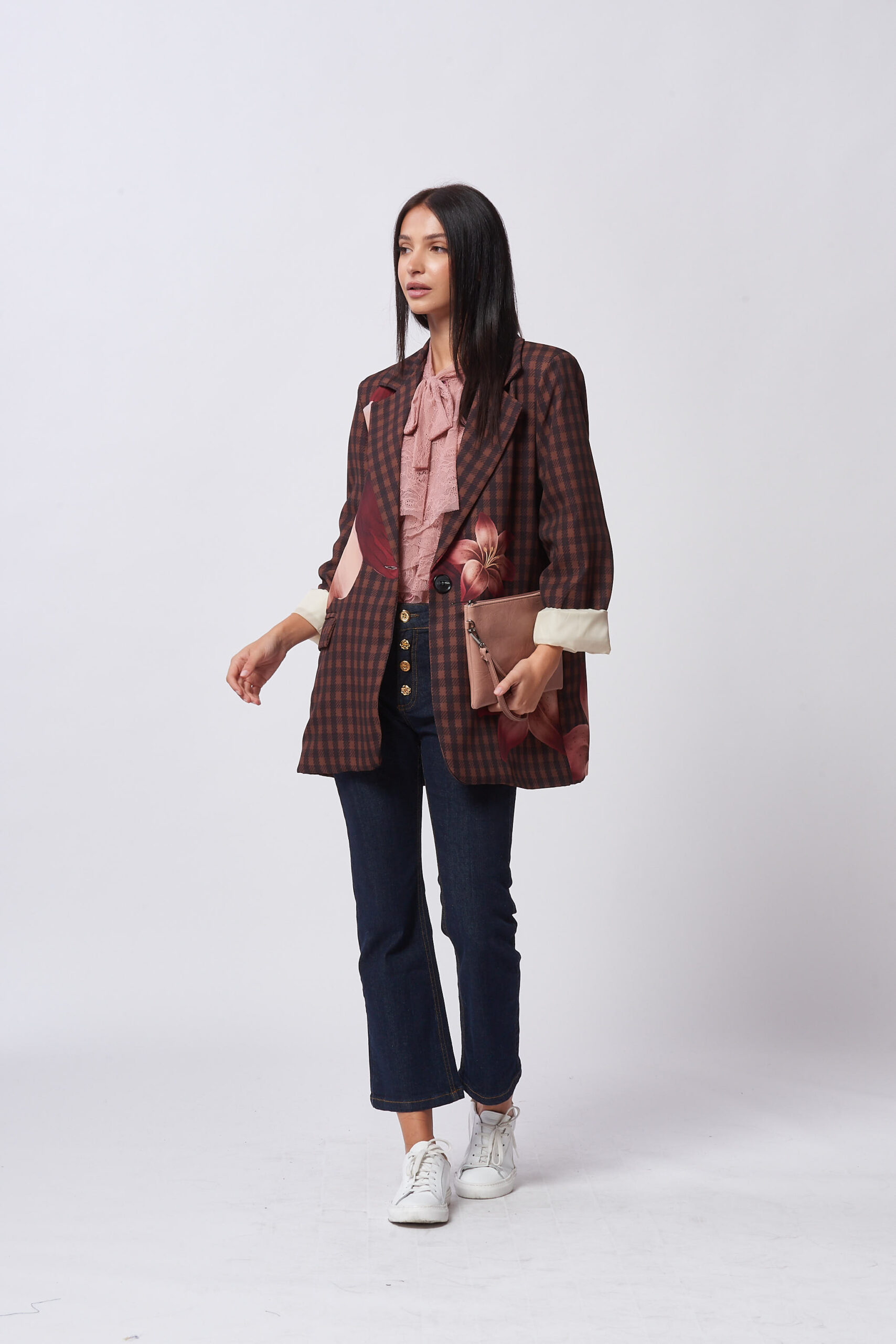 JEANS WITH JEWEL BUTTONS
